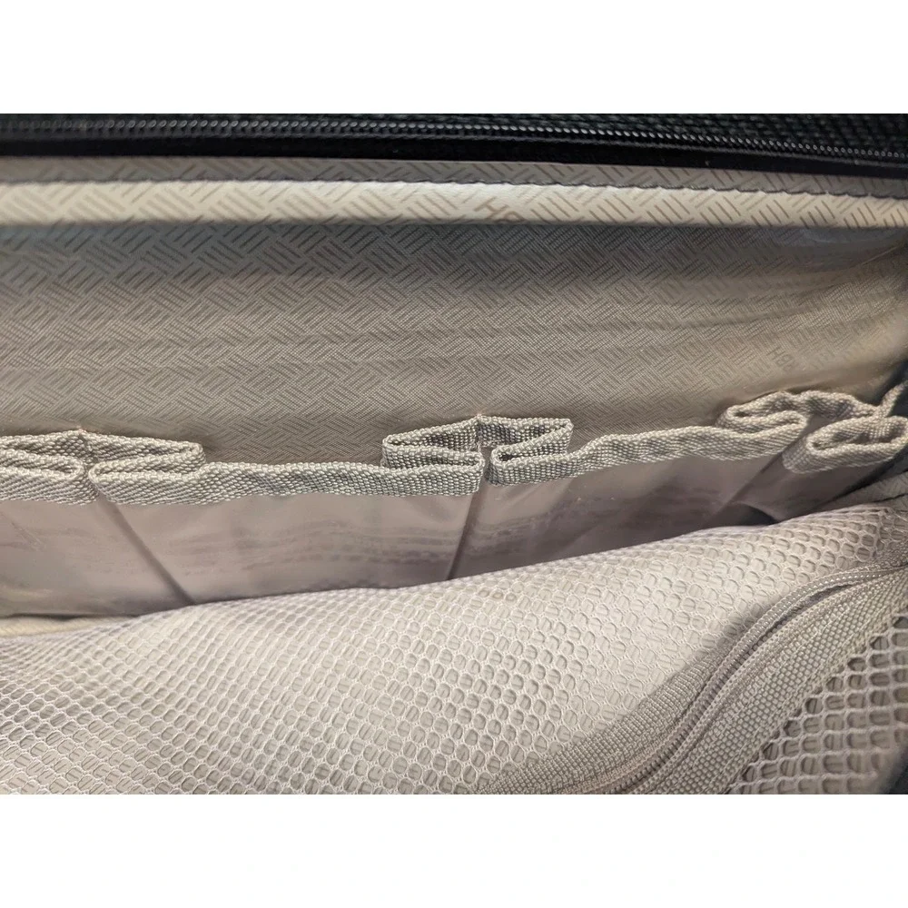 Vintage Ricardo Beverly Hills Green Travel Bag Carry On Shoulder Bag 76552